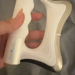 Review by QueenLatif